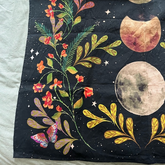 Urban Outfitters Moon Phases Floral Tapestry - Picture 4 of 7